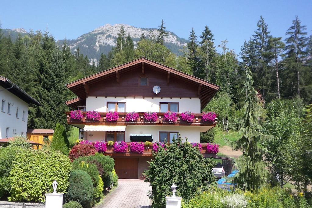 Gaestehaus Kuebler エクステリア 写真