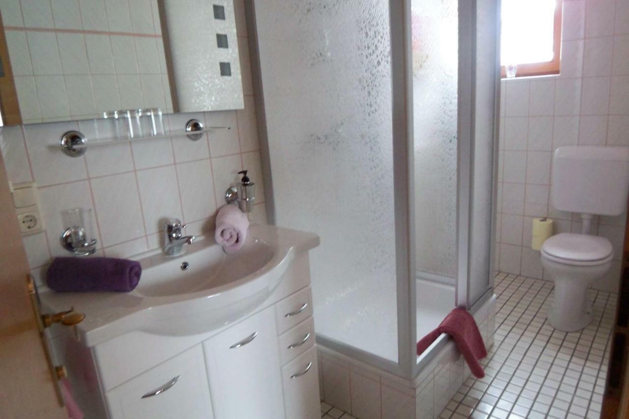 Gaestehaus Kuebler エクステリア 写真